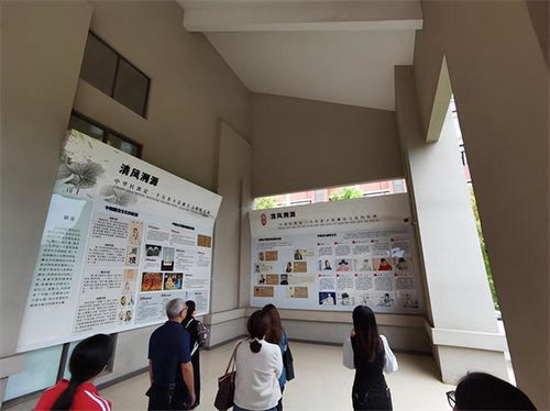 清風育人培根鑄魂，廉韻潤心筑牢防線——邵陽縣第七高級中學組織教職工參觀廉潔文化教育中心并開展文化藝術交流活動